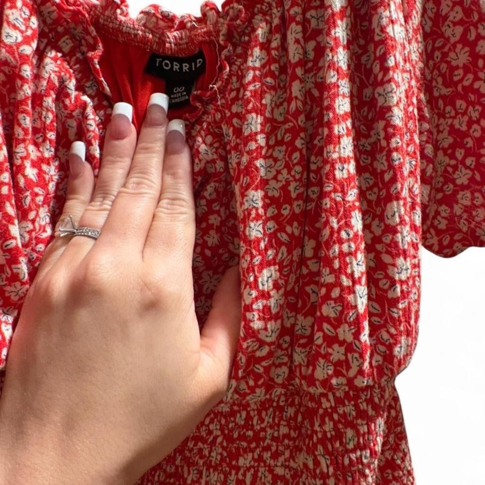 torrid Red Floral Puff-Sleeve Midi romper :) - Picture 3 of 4
